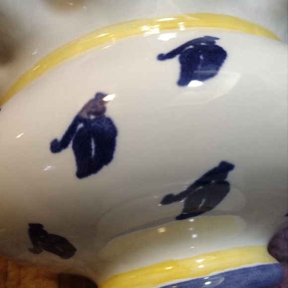 Cute Footed Planter - Picture 4 of 5